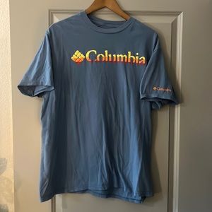 Columbia short sleeve logo t shirt.  Stone color.